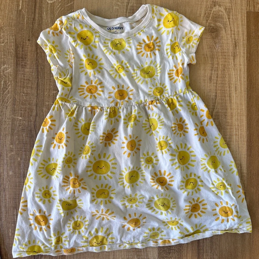 Dress Bundle 4T | Old Navy &‎ Cat & Jack